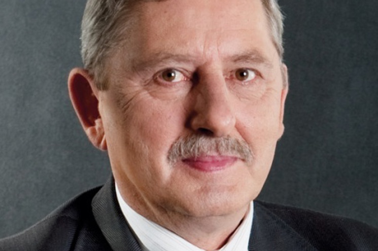 Prof. dr hab. Roman Hauser